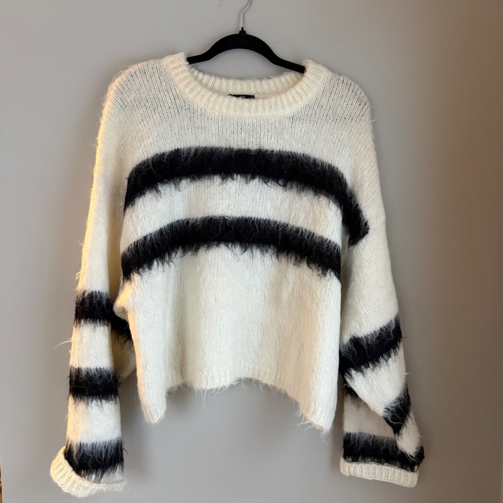 H&M Fuzzy Striped Sweater - White and Black | Size: Medium